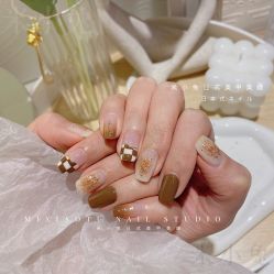 -米小兔美甲美睫