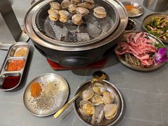 -围炉肉舍•炭烤活鳗•丹东海鲜烤肉(步行街店)