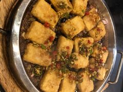 -河畔春天时尚餐厅