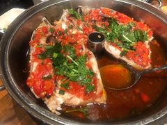 汗蒸水库鱼头-洞庭土菜小炒馆(易发广场店)