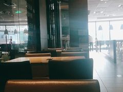 -永旺黄岛购物中心