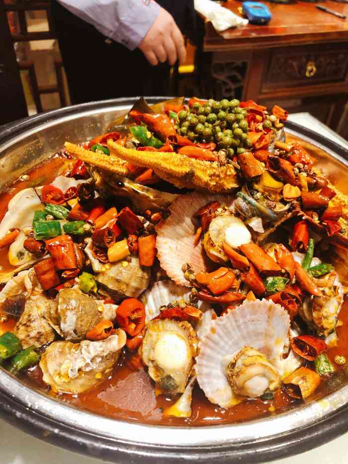 渔家庄海鲜酒楼-"这个店是带队导游推荐,导游还说到店有送一.