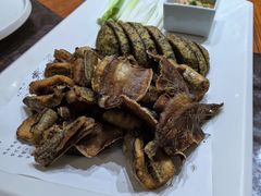 咸鱼饼子-品味居·首店·大连鲜活海鲜大连菜(东港店)