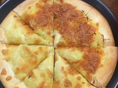 小披萨-街角等你.大连海鲜烧烤(西安路店)