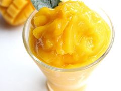 芒果冰沙-Oia烘焙(1866店)