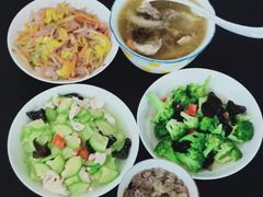 -苏州雏渐肥月嫂