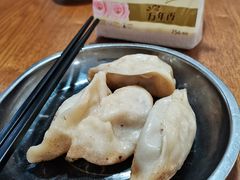 -黄阿姨锅贴大王(万航渡路店)