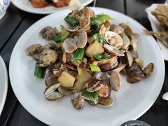 -鑫渔港海鲜本地菜·山海关浑锅(东戴河店)