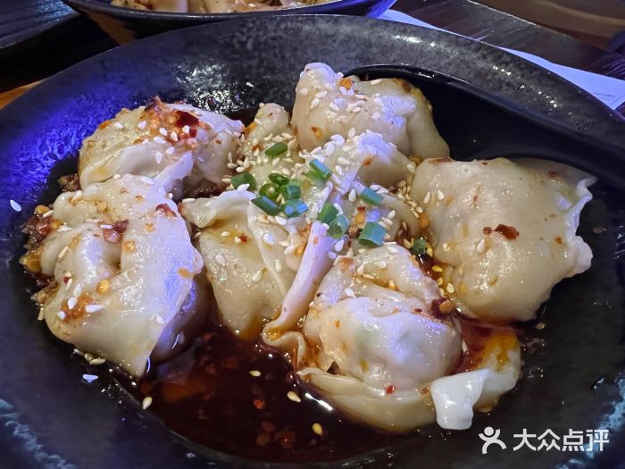 归蜀第成都串串料理(梅花路店)红油抄手图片