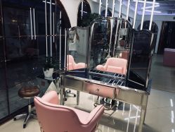 -BULB STUDIO 巴柏明星发型工作室