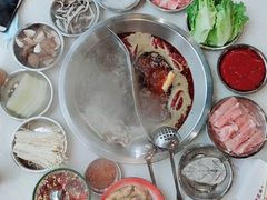 -老成都市井火锅阿泥頭火锅公司(海宁长安佳源中心广场店)