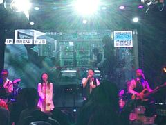 -爱啤精酿·民谣酒馆(滨江店)