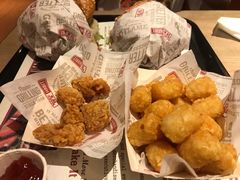 -The Habit Burger Grill 哈比特汉堡(复兴soho店)