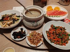 -艳阳天·非遗楚菜(武汉客厅店)
