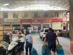 -曼阁市场水果批发市场