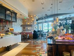 -松咖啡自助餐厅·松北香格里拉