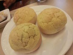 菠萝叉烧包-粤厨点心专门店