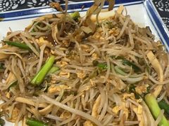 -八两八金·莱芜特色炒鸡(市南漳浦路店)