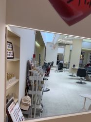 -Mentor Hair Salon
