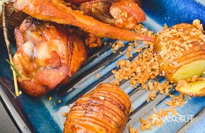 Lemon Roasted Wings with Fan-cut Potatoes