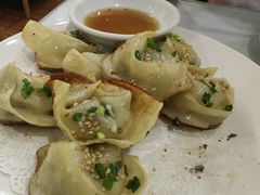 生煎馄饨-小实惠嘉(威海路店)