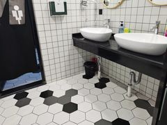 -汗水空间私教健身连锁(SM广场店)