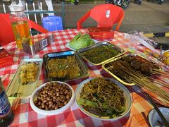 -顶峰夜宴·龙虾烧烤大排档(九江学院店)