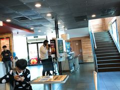 -麦当劳(长江西路得来速店)