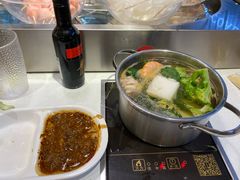 -百品聚旋转火锅(号外店)