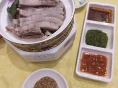 草原手把肉-德乐海蒙餐
