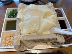 -95号酱骨·一块豆腐(展春园西路店)
