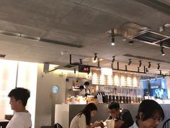 大堂-喜茶(中山利和新地店)