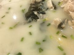 -美顺香食府鱼头老店(雪野湖店)