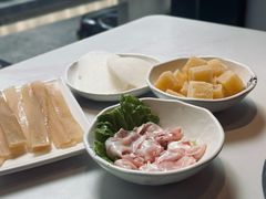 -德林酸菜鱼火锅(南丹店)