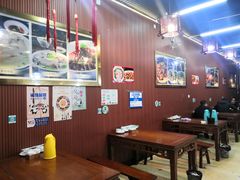 大堂-雷祖芳老妈蹄花店