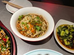 武汉凉面-郑东靓靓虾馆·金牌油焖大虾(天泽街店)
