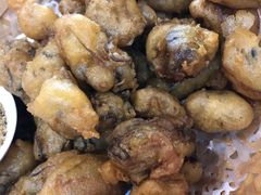 炸蛎蝗-小船渔村•大连菜•大连焖鱼(明泽街店)