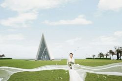 -卢浮宫婚纱摄影(银河国际店)