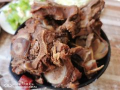 -宝瑞门钉肉饼店