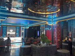 -屋有岛沉浸游戏旗舰店(中山公园店)