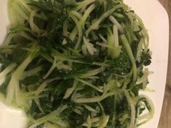 -广州中心皇冠假日酒店·百粤楼