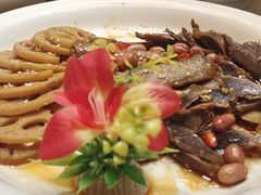 -钵家大院·地道湖北菜(江夏·大花岭店)
