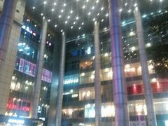 -上海世茂广场(南京东路店)