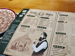 -米德维奇俄式西餐厅(西六道街店)