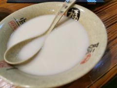 -禾诗夜市大饼油条(松江店)