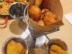 炫酷乐园小吃派对-摩欧客意式餐厅(高新活力汇店)