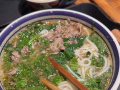 -云阿蛮云南生烫牛肉米线(奉贤路店)