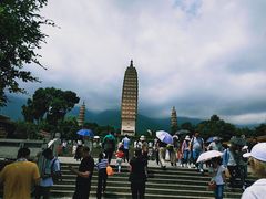 -三塔倒影公园