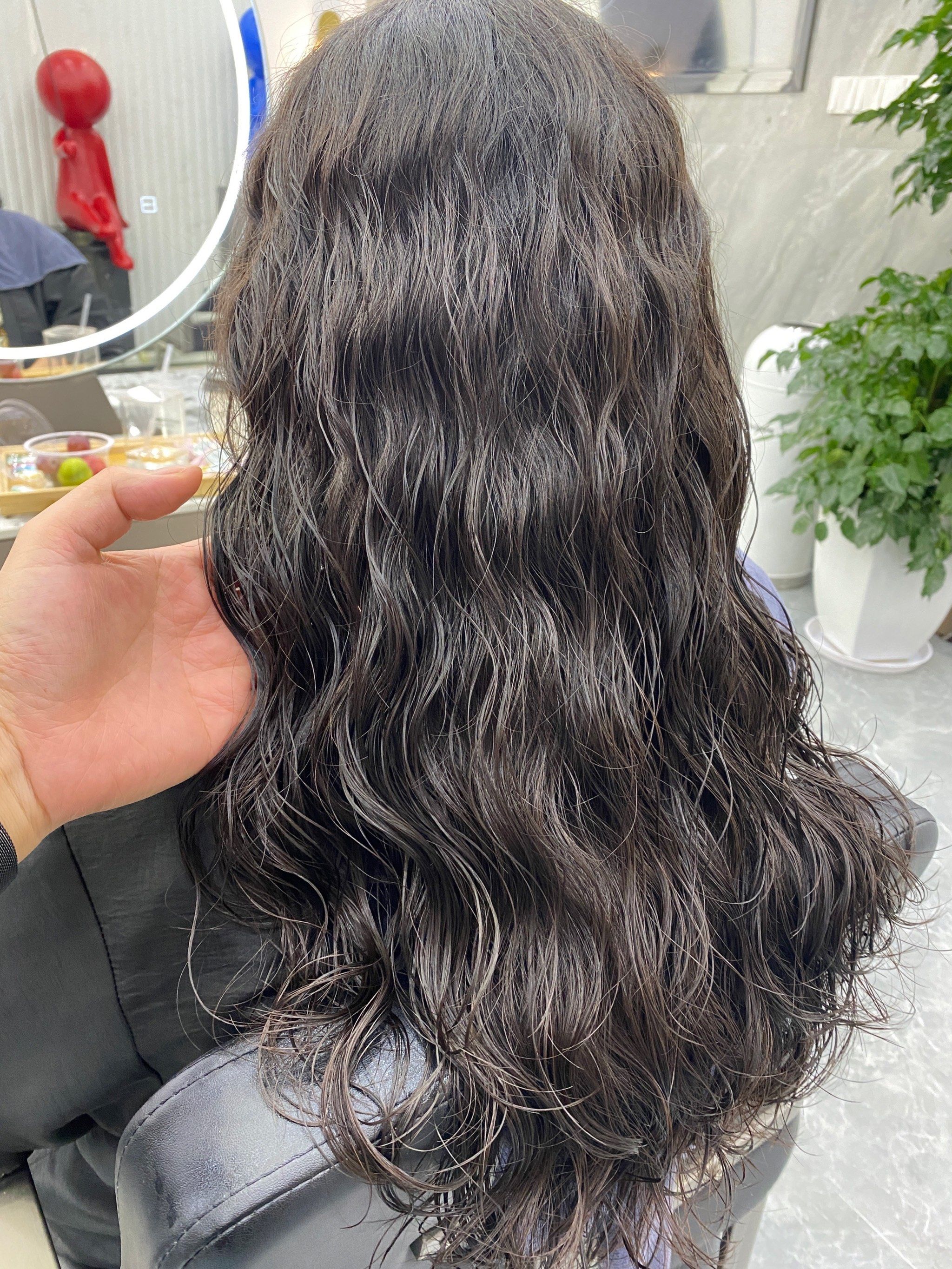 打理烫发不伤发 
#港风烫发效果图 
#港风 
#女生烫发发型推荐