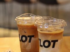宝藏鸳鸯椰椰白-GOTLOT COFFEE&KITCHEN角落厨房NOOK店